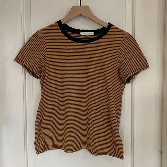 Stripped truly madly deeply urban outfitters tee - Picture 1 of 3